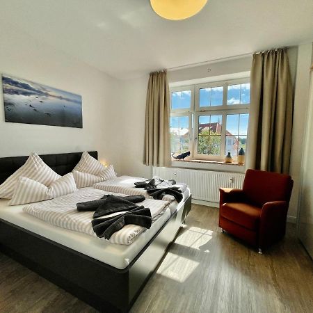 Altes Offiziershaus Borkum Apartment Екстериор снимка